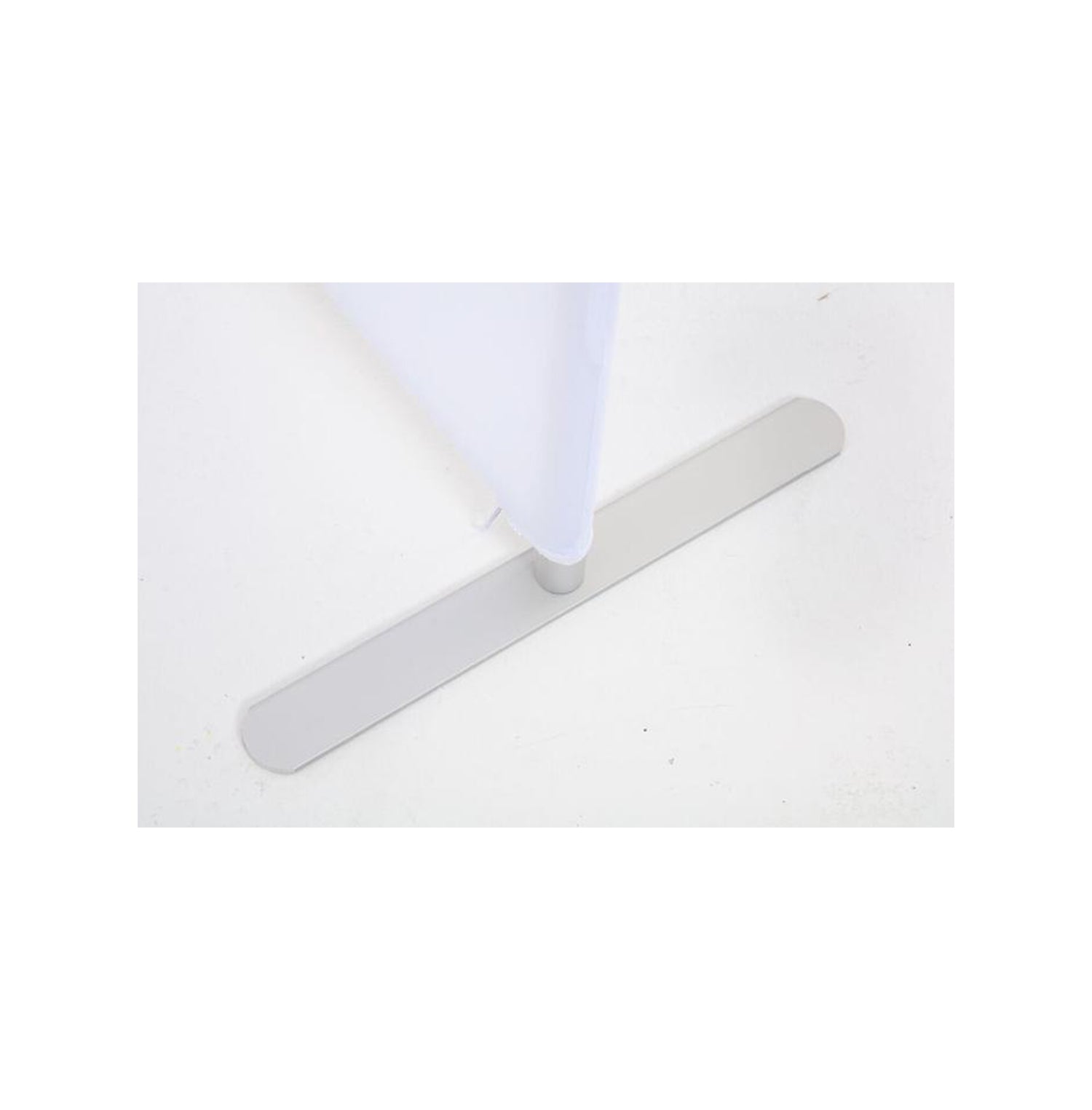 8’ STRAIGHT TENSION FABRIC DISPLAY